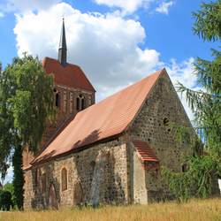 Ev. Kirche in Uenze